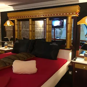 Apartament Paradiso, Split