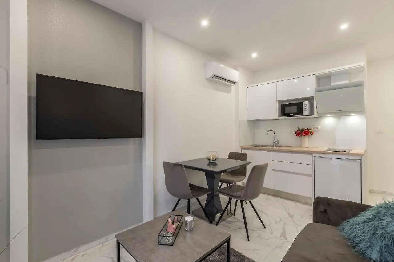 Holiday Apartments Stobrec 스플리트